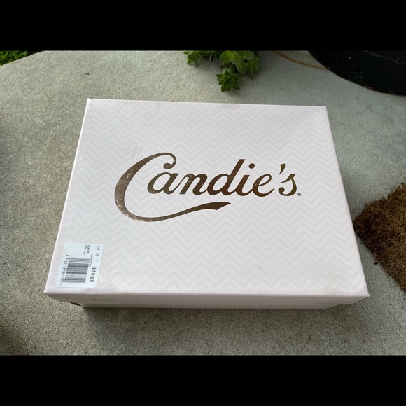 Tan strap heels - Picture 4 of 4